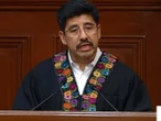 Hugo Aguilar instala la nueva Corte y reivindica el legado de Juárez