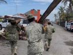 Ejército Mexicano y GN apoyan a habitantes de Colima tras paso de ‘Dalila’