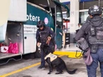 Hallan cinco cuerpos en autobús calcinado en Acapulco | VIDEO