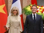 Macron ofrecerá "pruebas científicas" a una corte de EU para demostrar que Brigitte es mujer