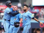 Alejandro Kirk colabora en triunfo de Toronto sobre Orioles