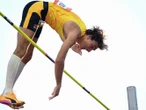Duplantis sigue volando y rompe récord en Hungría