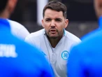 Debut de Larcamón con Cruz Azul aún tardará
