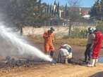 Fuga por huachicol provoca evacuación, fuerza del chorro alcanzó los 10 metros