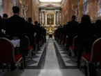 Cardenales están instalados en el Vaticano para el cónclave