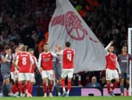 Arsenal se cansó de fallar, pero ganó 2-0 al Olympiacos en la Champions