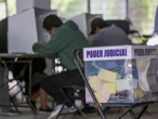 Elección judicial: denuncian acarreo de personas, pagos de 4 mil pesos y hasta acordeones comestibles
