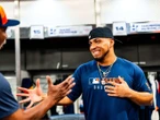 Isaac Paredes da primer paso en su rehabilitación con Astros y sueña con volver