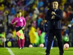 Mientras se burlan de los Pumas en redes, Efraín Juárez seguirá en el banquillo