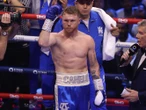 Una leyenda no ve favorito al 'Canelo'