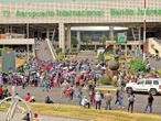 CNTE desdeña diálogo en Segob; desata caos
