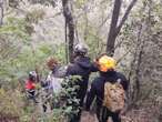 Rescatan a seis personas que se extraviaron en la Sierra Madre de NL