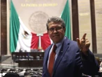Monreal llama a la congruencia y austeridad; evita confrontación con Noroña