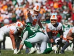NFL: Buccanners confía que Baker Mayfield juegue el domingo