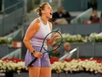 Aryna Sabalenka supera al clima y va a semifinales en Madrid