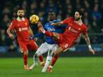 Everton le roba la gloria al Liverpool en el derbi