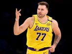 Luka Doncic da su prueba de amor a Lakers de Los Ángeles