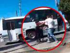 Chofer golpea brutalmente a estudiante por pagar con un billete el pasaje en Puebla | VIDEO