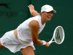 Swiatek y Sinner avanzan sin problemas en Wimbledon