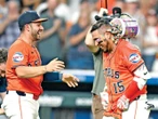 Paredes pega cuadrangular y se convierte en el héroe de Astros