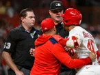 Willson Contreras suspendido seis partidos tras berrinche