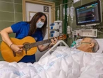 La música reduce ansiedad y mejora el ánimo en pacientes, revela fundación