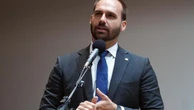 Oposição ainda estuda como reagir à nova decisão de Moraes contra Eduardo Bolsonaro