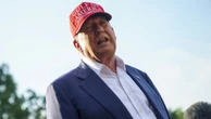 Trump não descarta analisar a possibilidade de deportar Donald Trump