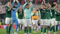 Palmeiras marca dois no 1º tempo, vê River Plate diminuir na etapa final, mas sai com a vitória da Argentina
