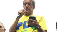 Carlos Bolsonaro já se mudou para Santa Catarina, revela Valdemar Costa Neto