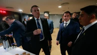 Durante intervalo no STF, Bolsonaro diz a jornalistas que Michelle ‘decide o futuro dela’
