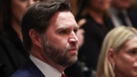 JD Vance alerta para cortes permanentes na força de trabalho federal caso paralisação do governo continue