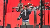Filipe Ret pede liberdade para Oruam durante show no The Town