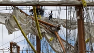 Tripulantes do navio que colidiu com ponte do Brooklyn chegam ao México