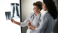 Novas fronteiras da oncologia: quando acionar ou silenciar o sistema imunológico?