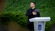 Zelensky afirma no Dia da Bandeira que não entregará território ‘ao ocupante’