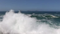 Marinha emite alerta de ressaca marítima; ondas podem chegar a 3,5 metros