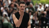 Pedro Pascal critica Donald Trump e aparece de regata no Festival de Cannes