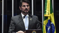 Veja quanto Marcos do Val, que teve salário bloqueado por Moraes, recebia como senador