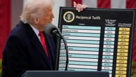 Trump diz que os EUA sairão ‘mais fortes’ após anúncio do aumento das tarifas e mundo reage à taxação