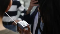 Espanhóis recorrem ao rádio de pilha durante apagão histórico