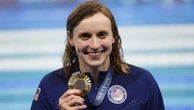 Katie Ledecky vence prova dos 1.500 m e é campeã mundial pela 22ª vez