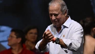 Ex-ministro José Dirceu é internado com pneumonia em São Paulo