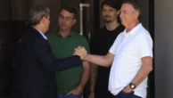 Tarcísio visita Bolsonaro e afirma que encontro tem objetivo de ‘prestar solidariedade’ ao ex-presidente