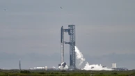 SpaceX cancela voo de teste do megafoguete Starship minutos antes da decolagem