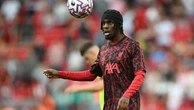 Liverpool perde Frimpong por lesão até a data Fifa