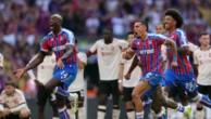 Crystal Palace bate o Liverpool e leva a Supercopa da Inglaterra em jogo de homenagens a Jota
