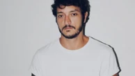 Allan Souza Lima é flagrado em clima romântico com morena no Festival de Inverno do Rio
