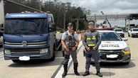 Caminhão guincho com 536 evasões de pedágio é apreendido pela polícia