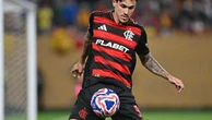 Pedro treina no campo e aumenta chances de reforçar o Flamengo na final da Libertadores